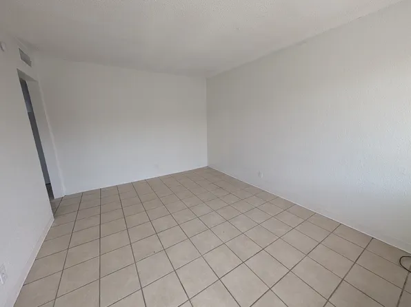 3535 Fred Wilson Avenue - 6