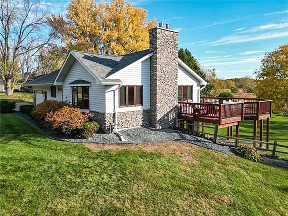 4th image of 2039 Town Hall Road