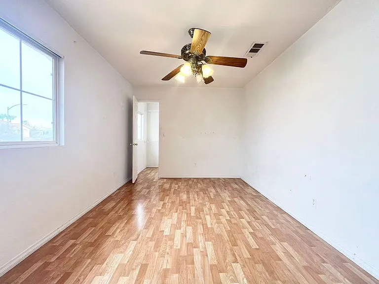 5875 Rainbow Trout Ct — Photo 18