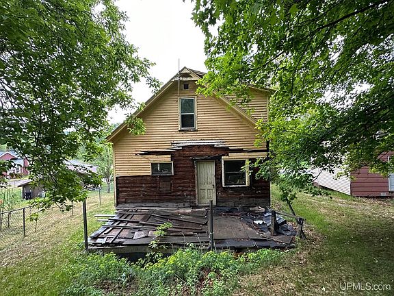 4th image of 530 Bluff
