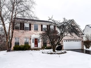 1954 Bluff Ct, Round Lake, IL 60073
