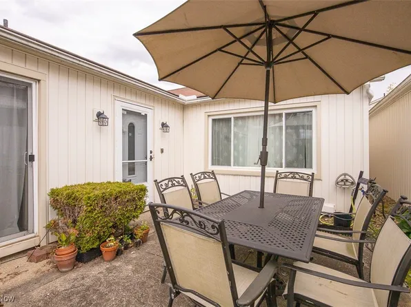 4863 White Pine Way, North Ridgeville, OH 44039