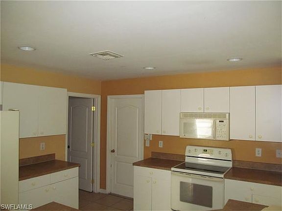 4th image of 2803 19th St W Unit 5
