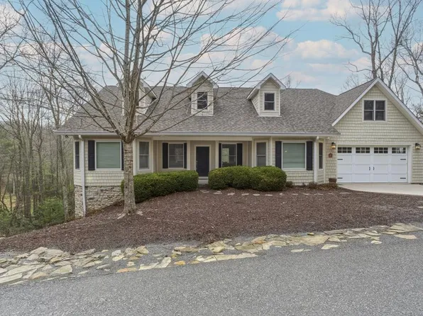 127 Henry Pl, Daniels, WV 25832