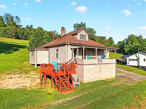 2nd image of 2774 Schwirian Dr