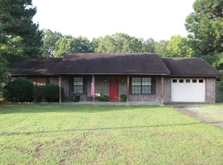 16 Foxmoor Cir, Conway, AR 72032