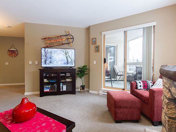 5th image of 4338 Main St #216