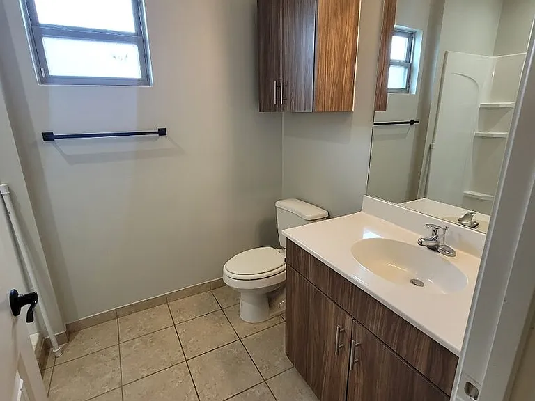 Classic 4 Apartments — Photo 6