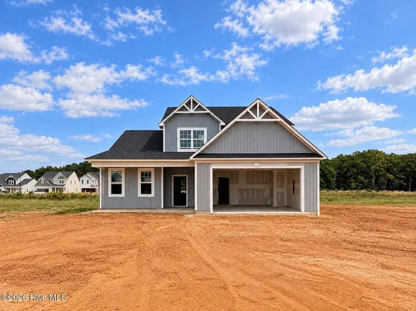 173 Pink Poplar Place, Raeford, NC 28376