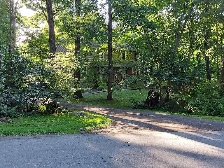 39 Country Pond Ln — Photo 59