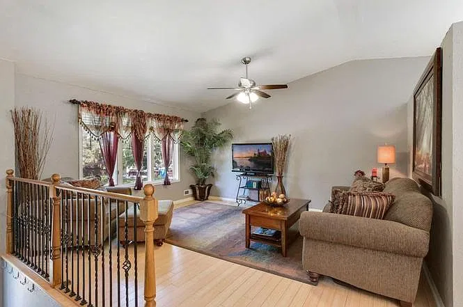 4 bed, 1650 sqft, $2,500 — Photo 3