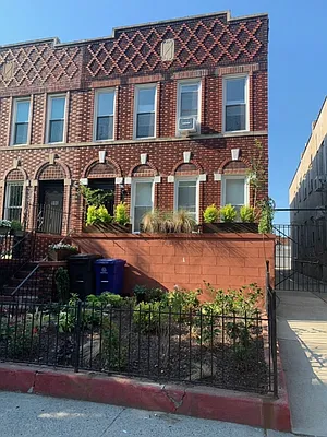 Rented by Industrie Residential | media 25