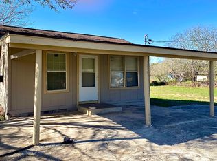 1215 Plum, Floresville, TX 78114