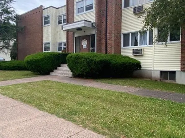 20 Thompson Road #8A, Manchester, CT 06040