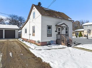 509 10th St NE, Minot, ND 58703