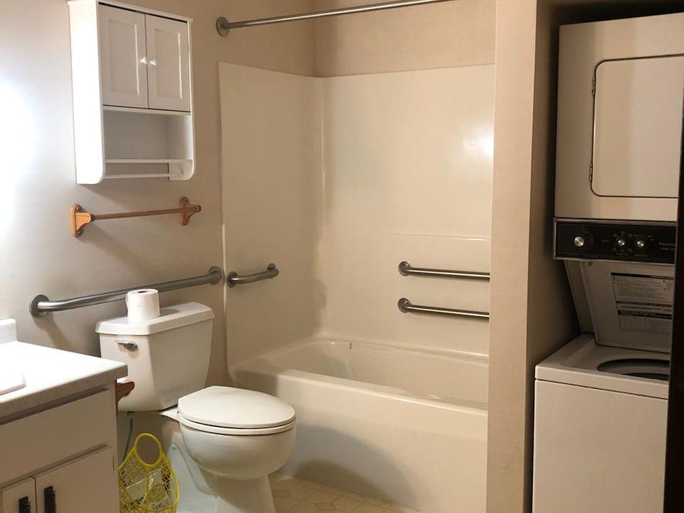 1st image of 12-213 E Beaver St #12