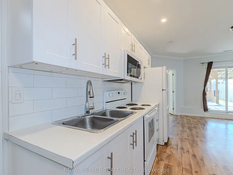 1566 Lisbon St #B — Photo 6