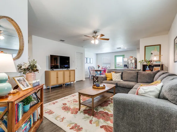 9023 Halbert Falls, San Antonio, TX 78245