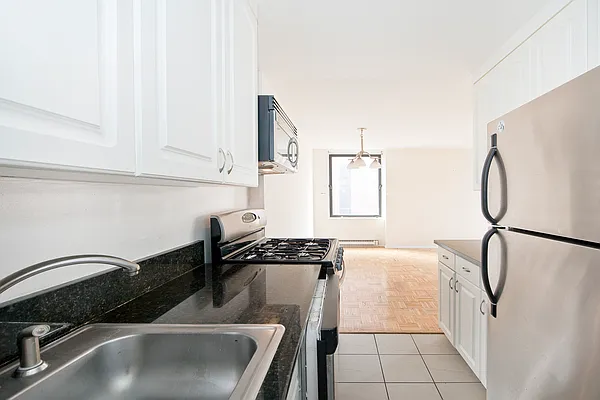 Rented by Douglas Elliman | media 5