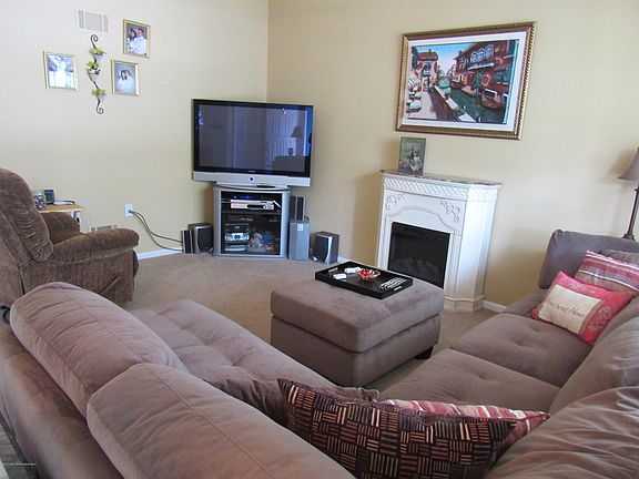 2nd image of 1012 Buckingham Drive #A