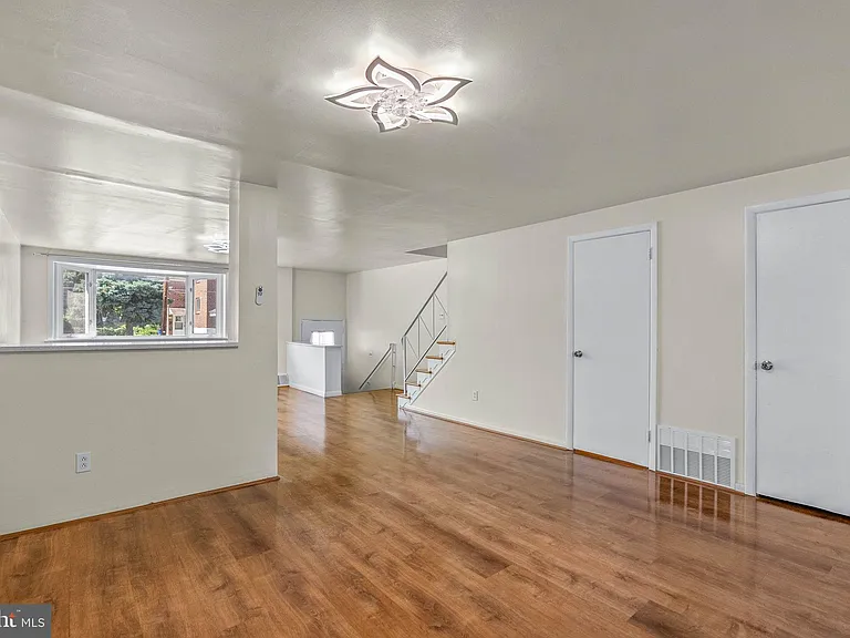 9107 Ryerson Rd — Photo 10