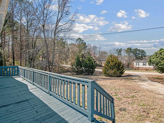 5th image of 973 Twin Ponds Rd