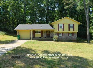 4439 Cedar Ridge Trl, Stone Mountain, GA 30083
