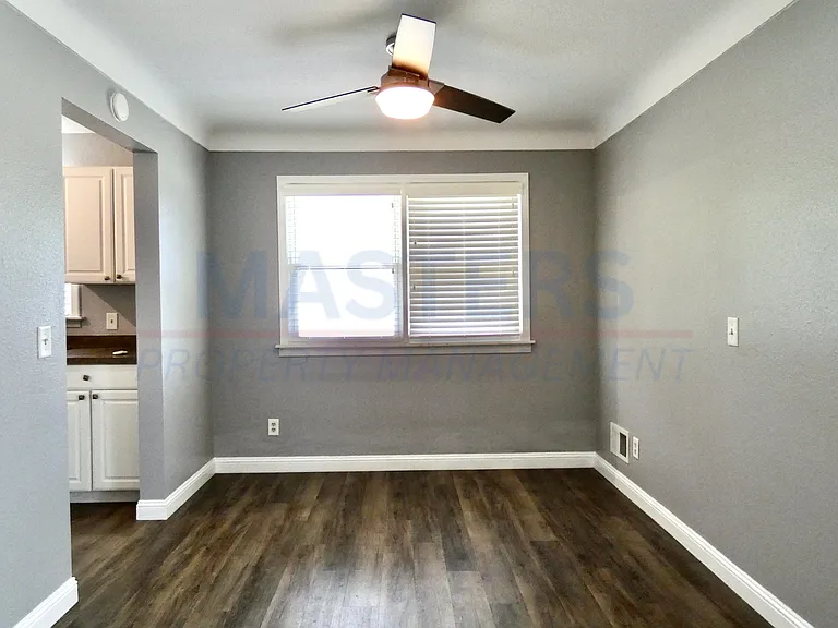 827 Wall St — Photo 6