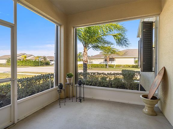 3rd image of 1420 Fortrose Drive