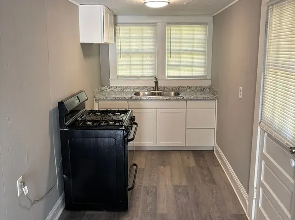 Eighteenth Ave 3011
