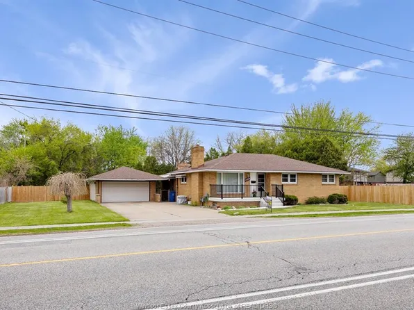1400 Totten St, Windsor, ON N9B 1W9
