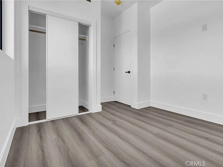 1571 Ricardo — Photo 18