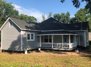 812 Jones St, Dalton, GA 30720