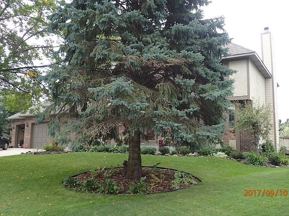 2nd image of 1020 Autumn Alcove