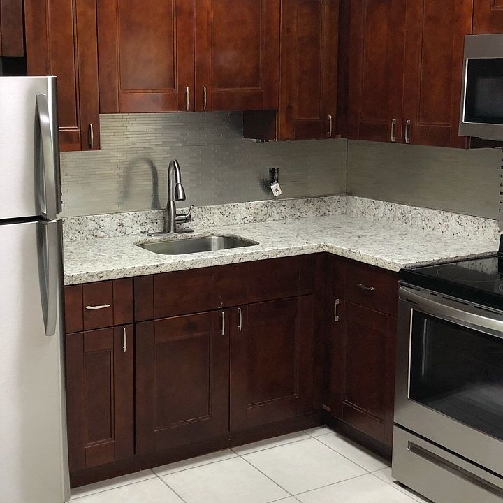 1st image of 1410 NE 10th Ave APT 3