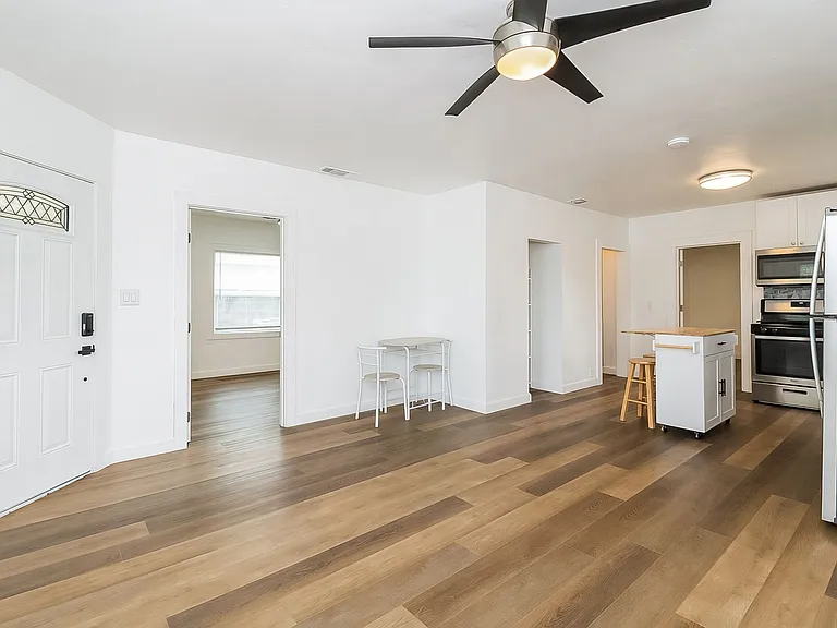 702 Dixieanne Ave — Photo 7