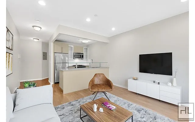 Rented by Highline Residential | media 9