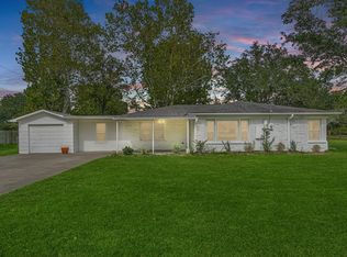 15502 Maple St, Santa Fe, TX 77517