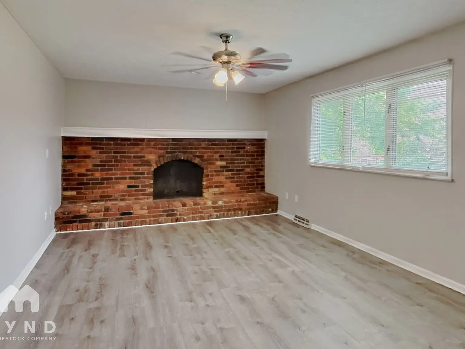 4 bed, 3.0 bath, 2244 sqft, $2,940 — Photo 3
