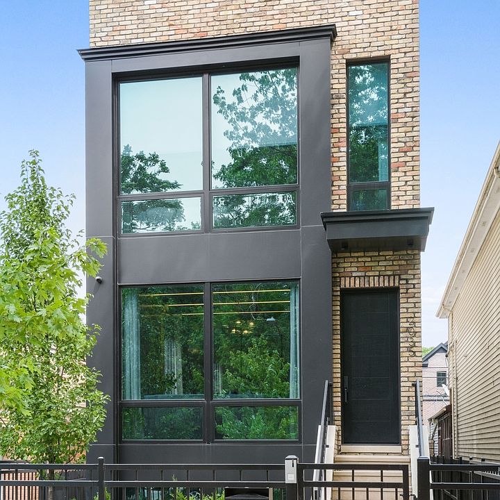 1st image of 2035 N Wolcott Ave