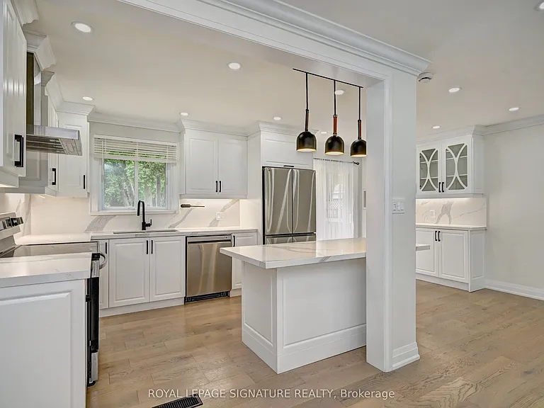 240 Stonybrook Dr — Photo 21