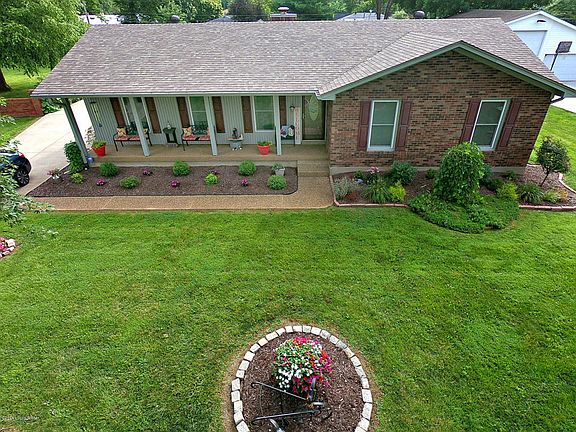 4th image of 318 Centerview Dr