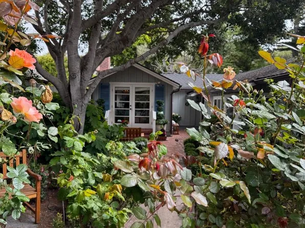 Carmelo 5 Se Of 13th, Carmel By The Sea, CA 93921