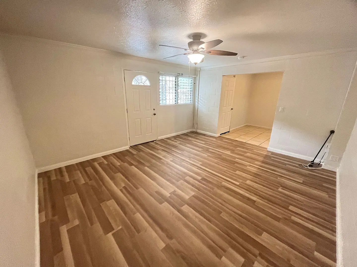 2 Bed 1 Bath Basement Unit of Duplex House in Kalihi-Palama available now! — Photo 3