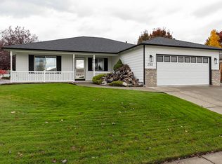 2303 Saint James Way, Central Pt, OR