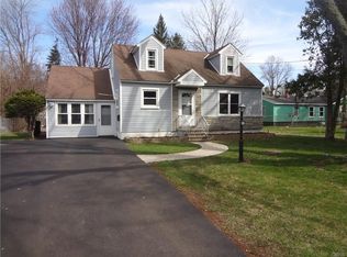 100 Valentine Dr, North Syracuse, NY 13212