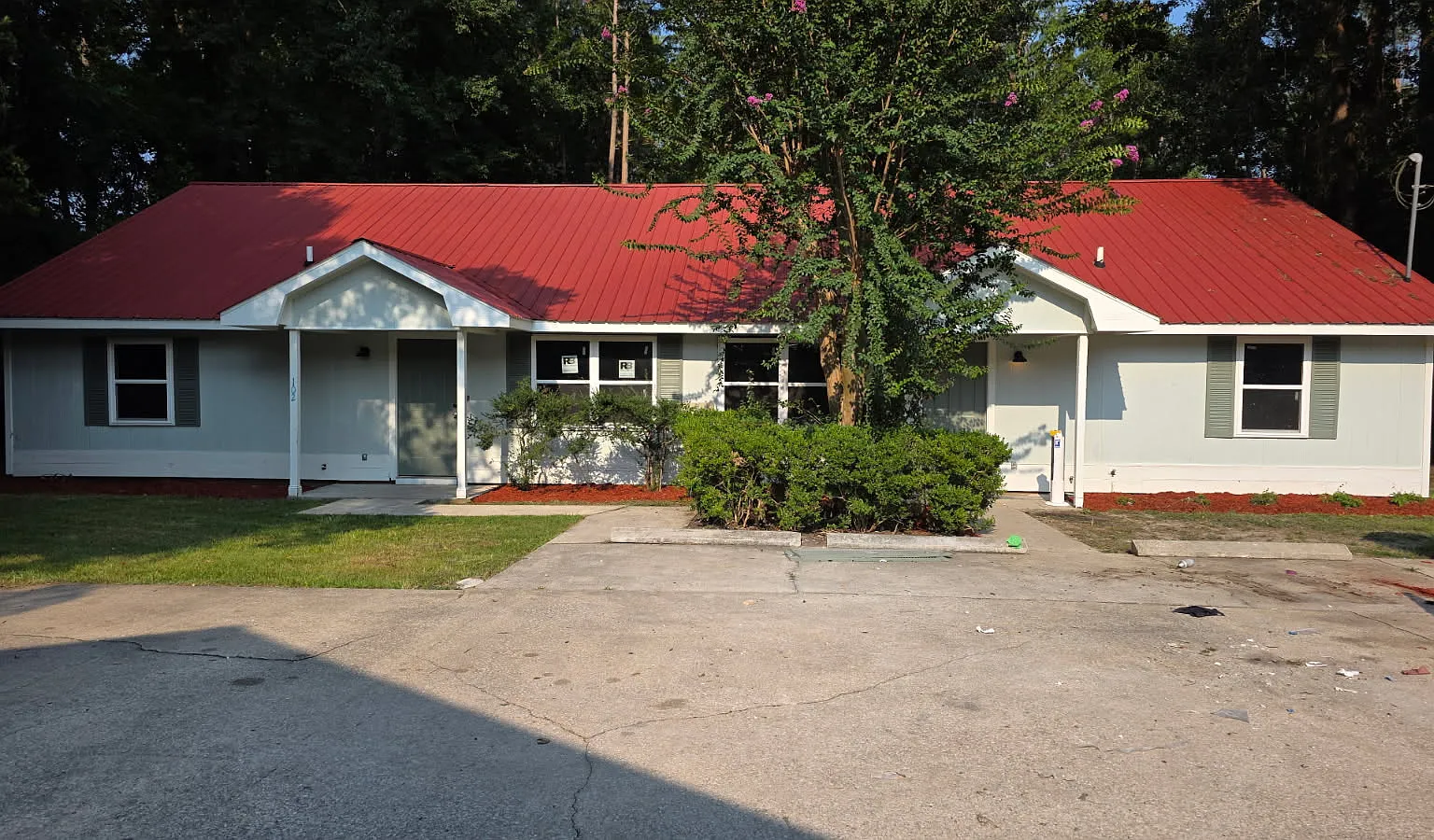 3 bed, 1188 sqft, $1,695 — Photo 1