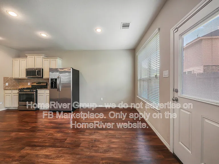 1746 Kilmory Ct — Photo 5