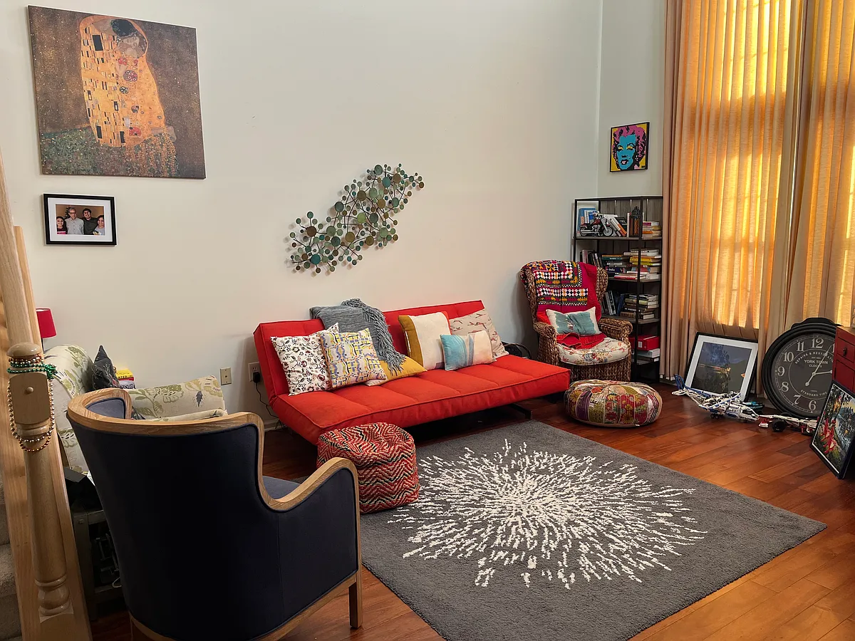 Living Room - 119 Treymore Ct