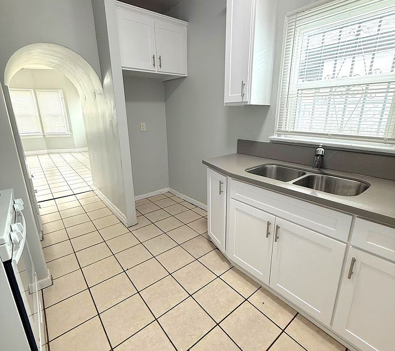 1st image of 1483 Atlantic Ave APT 1